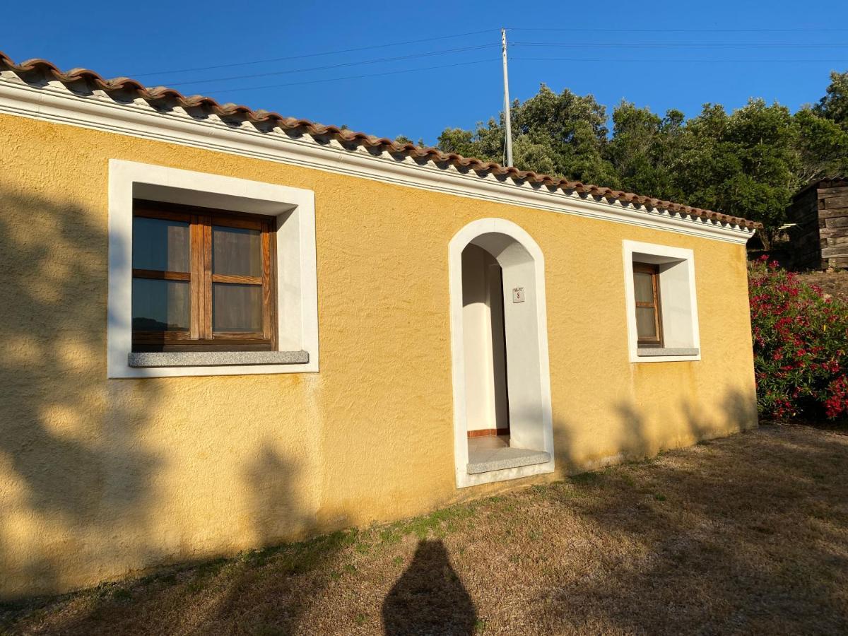 Li Paduleddi Country Guest House Όλμπια Εξωτερικό φωτογραφία